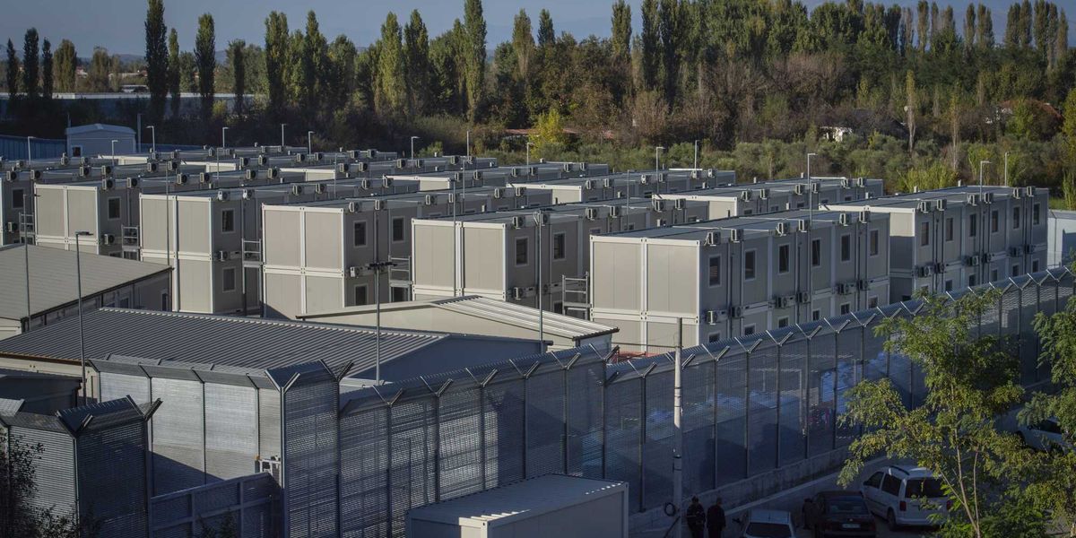 Espulsioni, controlli e Paesi sicuri: così cambiano le norme sui migranti Espulsioni, controlli e Paesi sicuri: così cambiano le norme sui migranti