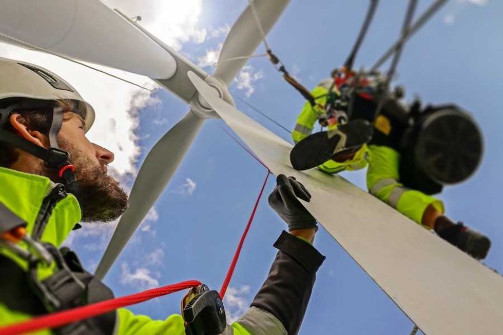 wind farm, windmill, turbine, wind power, rewewable energy