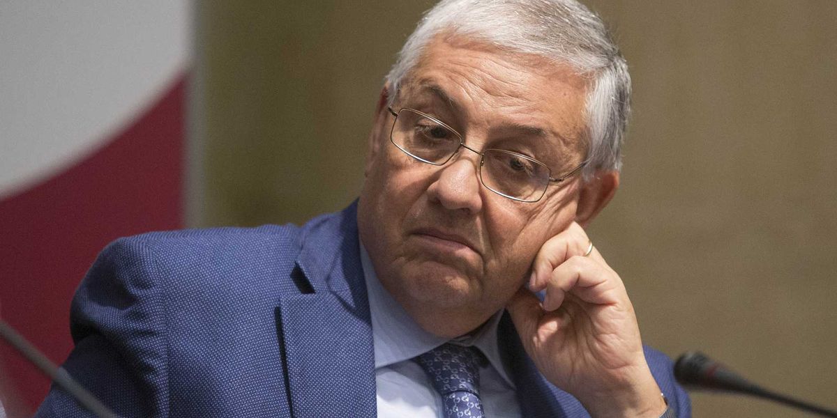 le mosse di pignatone e dei suoi utili idioti cos236 hanno affossato i dossier mafia appalti da Laverita.info le mosse di pignatone e dei suoi utili idioti cos236 hanno affossato i dossier mafia appalti