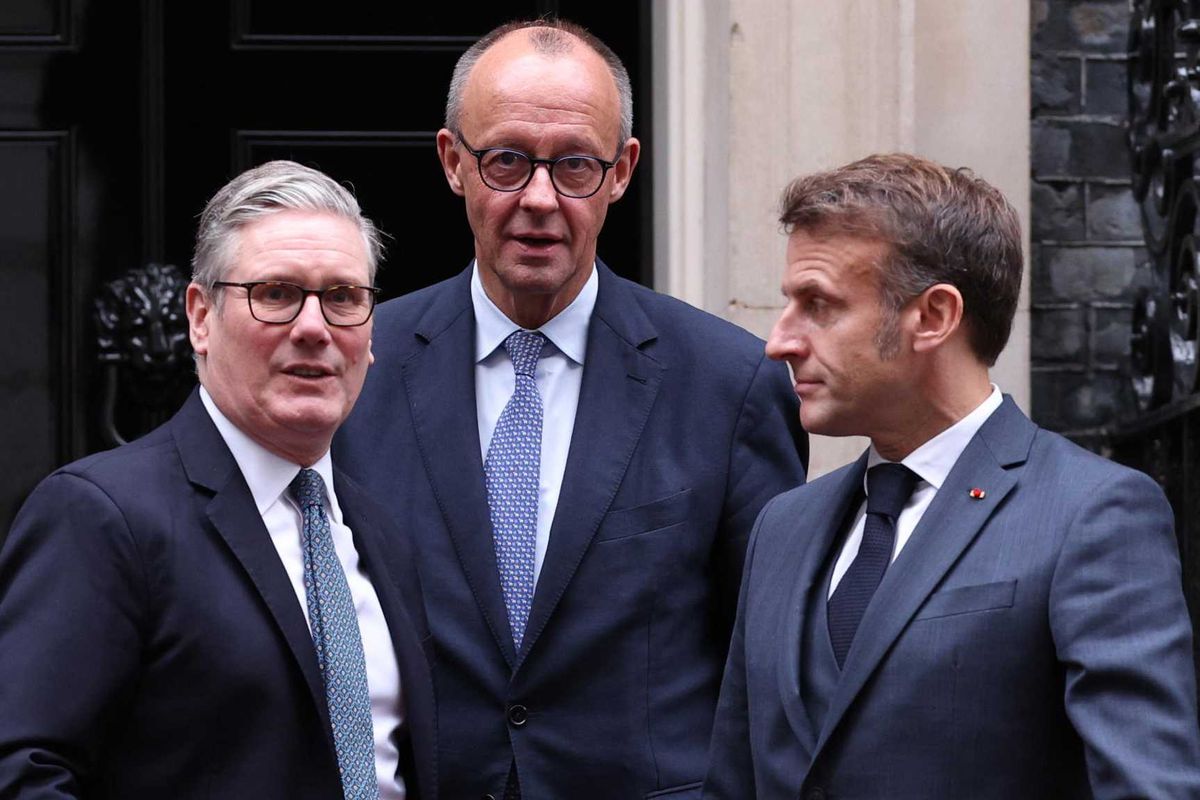 Scherzetto di Donald: Kiev subito nell’Unione