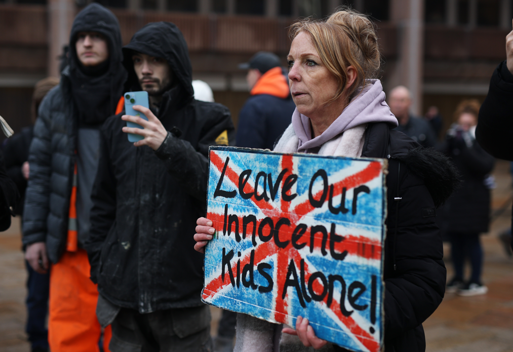 Critichi i migranti? Niente bambini