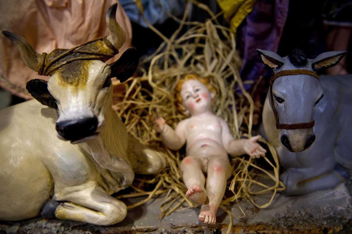 La sinistra caccia Gesù dal Natale
