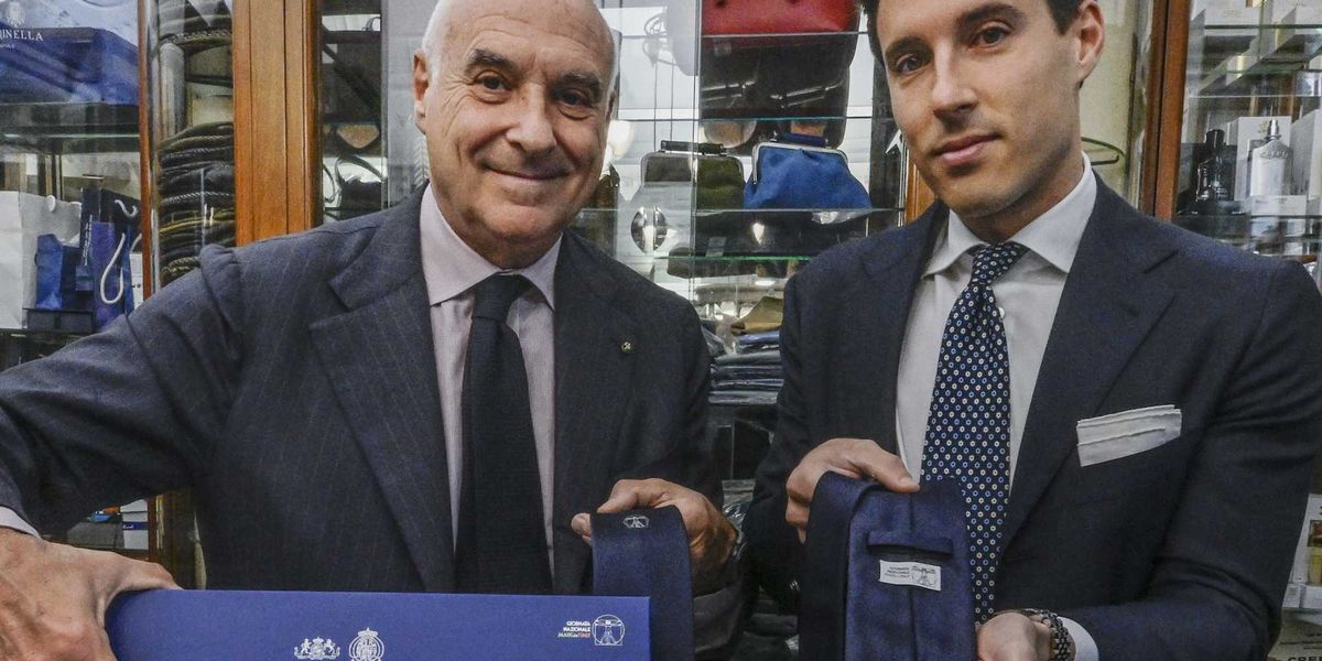 trump indossa le nostre cravatte da Laverita.info trump indossa le nostre cravatte