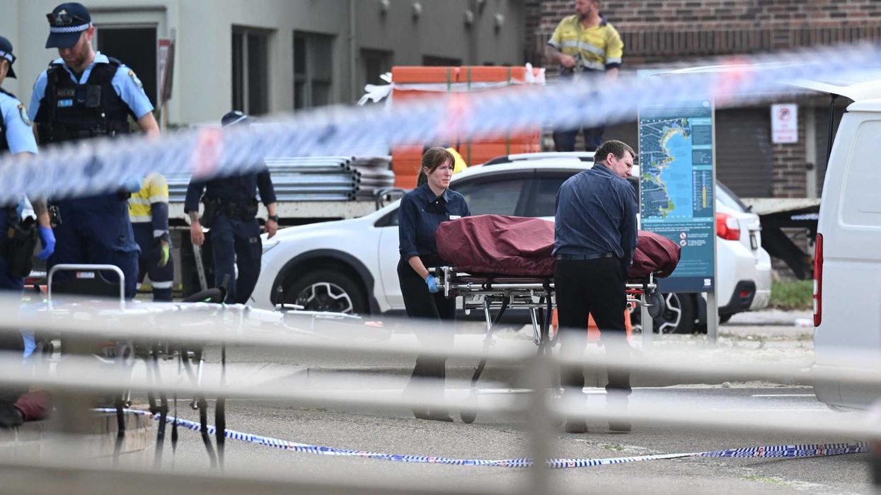 A Bondi Beach solamente due agenti. L’attentatore si sveglia dal coma