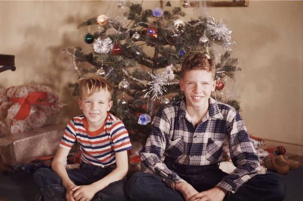 6 affordable 1940s gift trends people are bringing back this holiday season