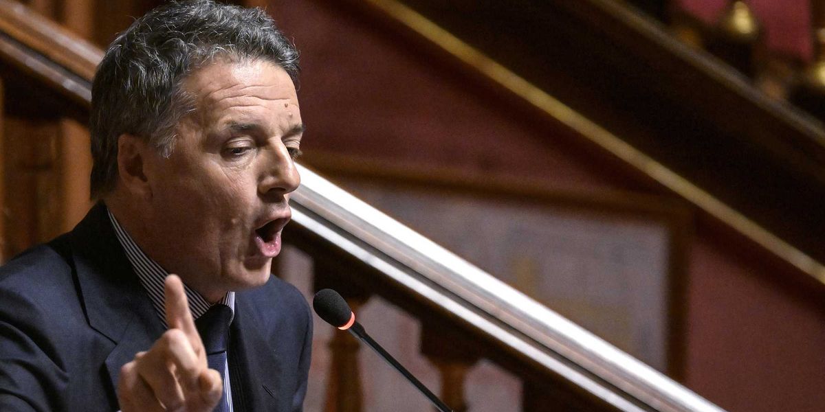 renzi fa pi249 ridere di zalone nella realt224 da Laverita.info renzi fa pi249 ridere di zalone nella realt224