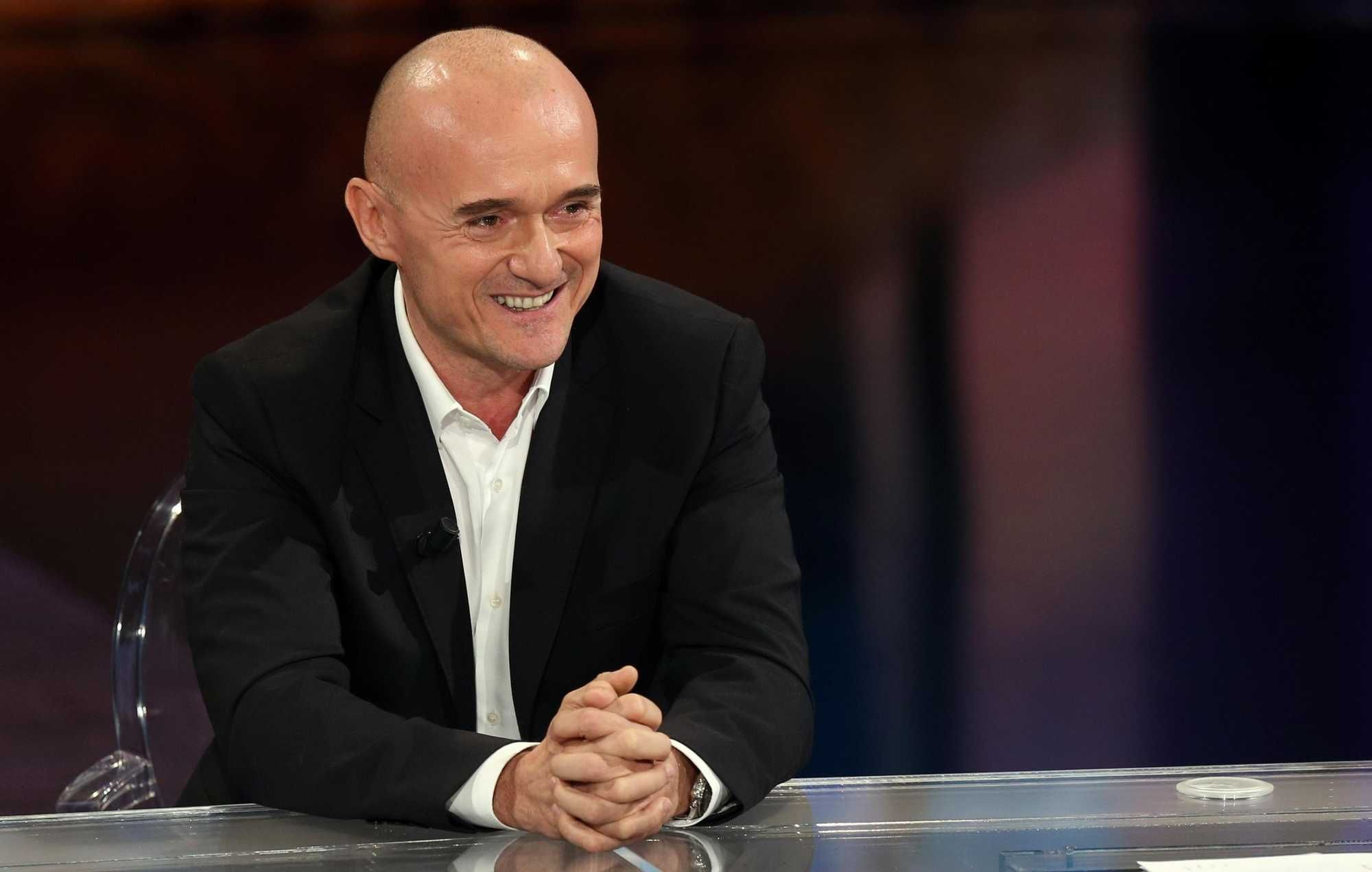 Signorini si sospende da Mediaset. Il Biscione approva la decisione