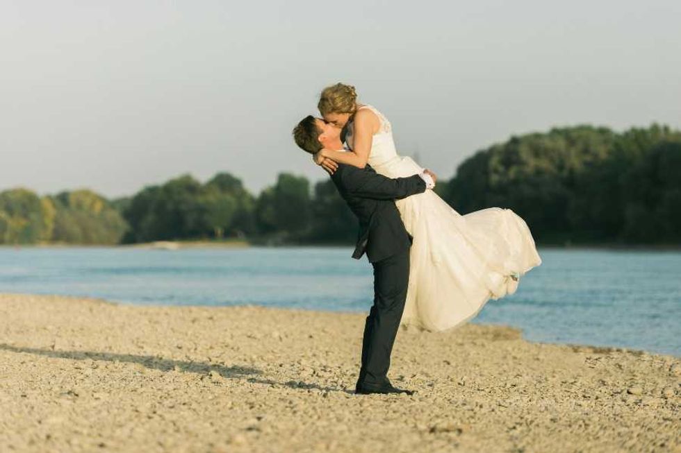 wedding, marriage, getting married, marriage outcomes, divorce