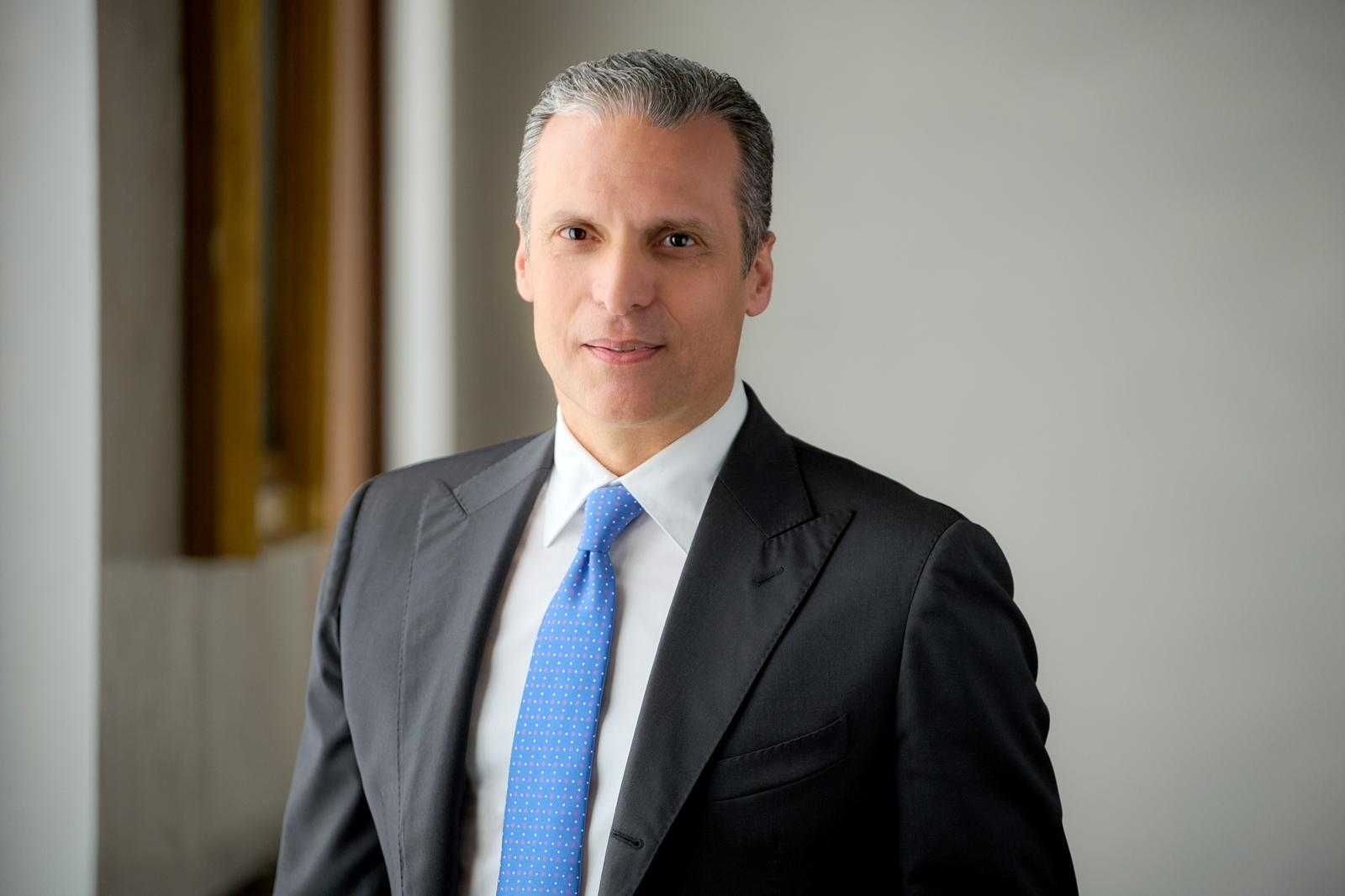 Intesa punta sul Medio Oriente. Operazioni per 60 miliardi dal 2023