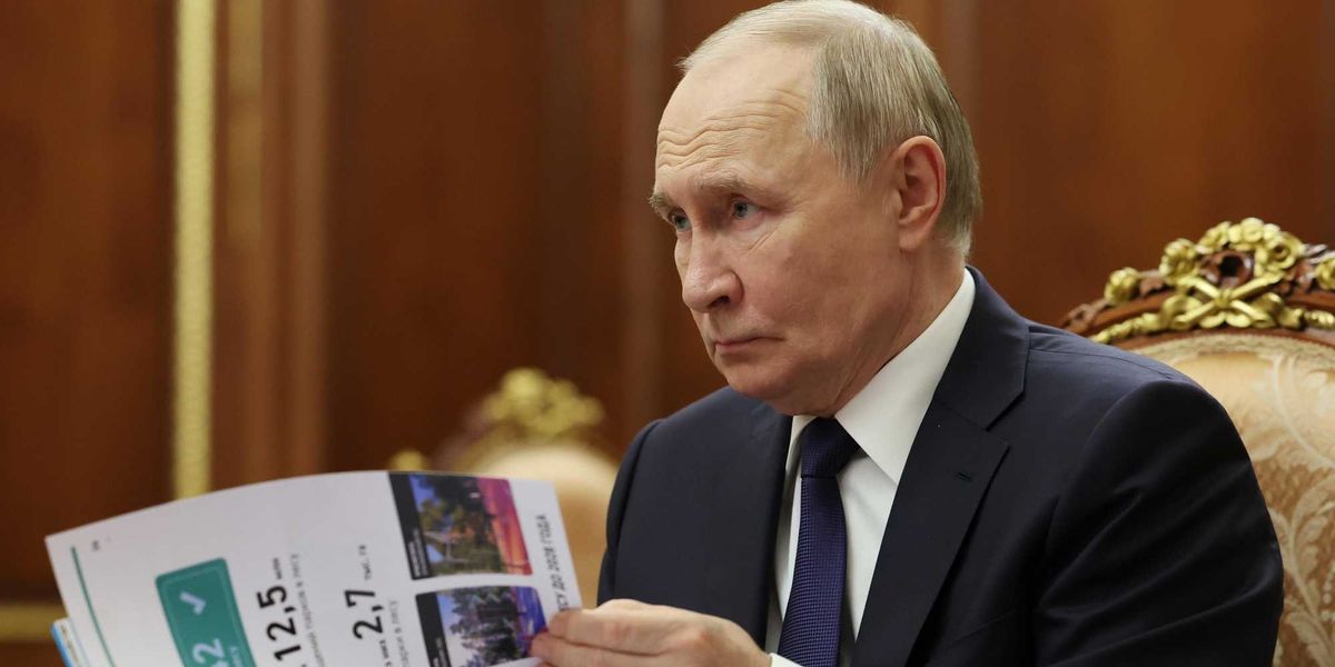 giallo sul raid contro la villa di putin mosca schiera i missili in bielorussia da Laverita.info giallo sul raid contro la villa di putin mosca schiera i missili in bielorussia