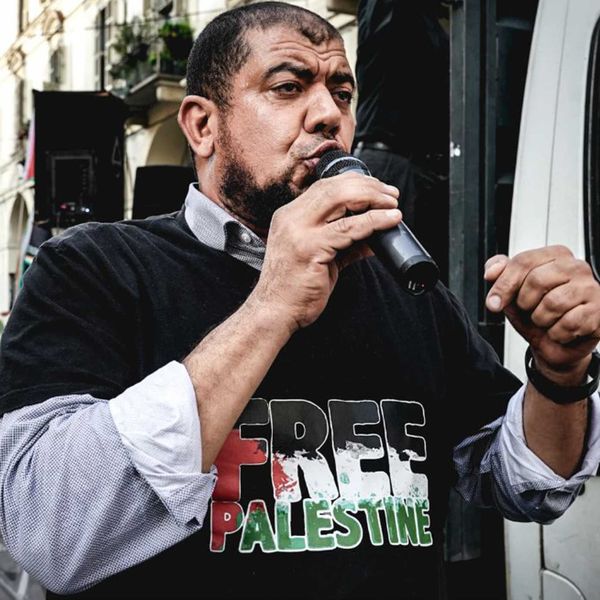 Altro regalo dei giudici: l’imam resta qui