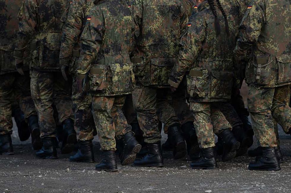 La Germania chiede ai 18enni se sono pronti per la guerra