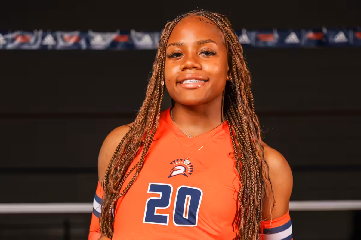 VYPE HOU Middle Blocker of the Year Fan Poll