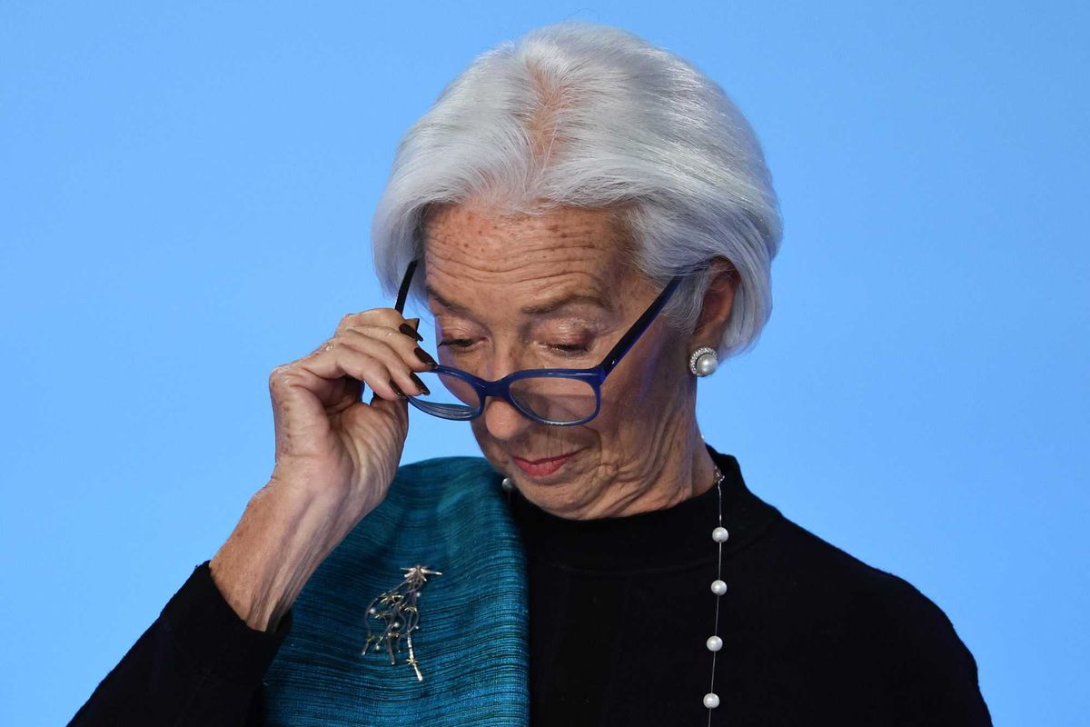 La Lagarde ci tiene a stecchetto ma prende 2.000 euro al giorno