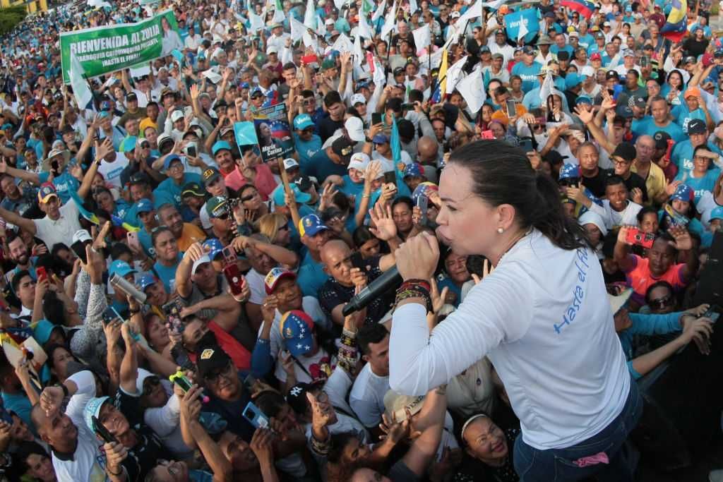 Il tycoon: «Machado troppo isolata». Si lavora a un governo provvisorio