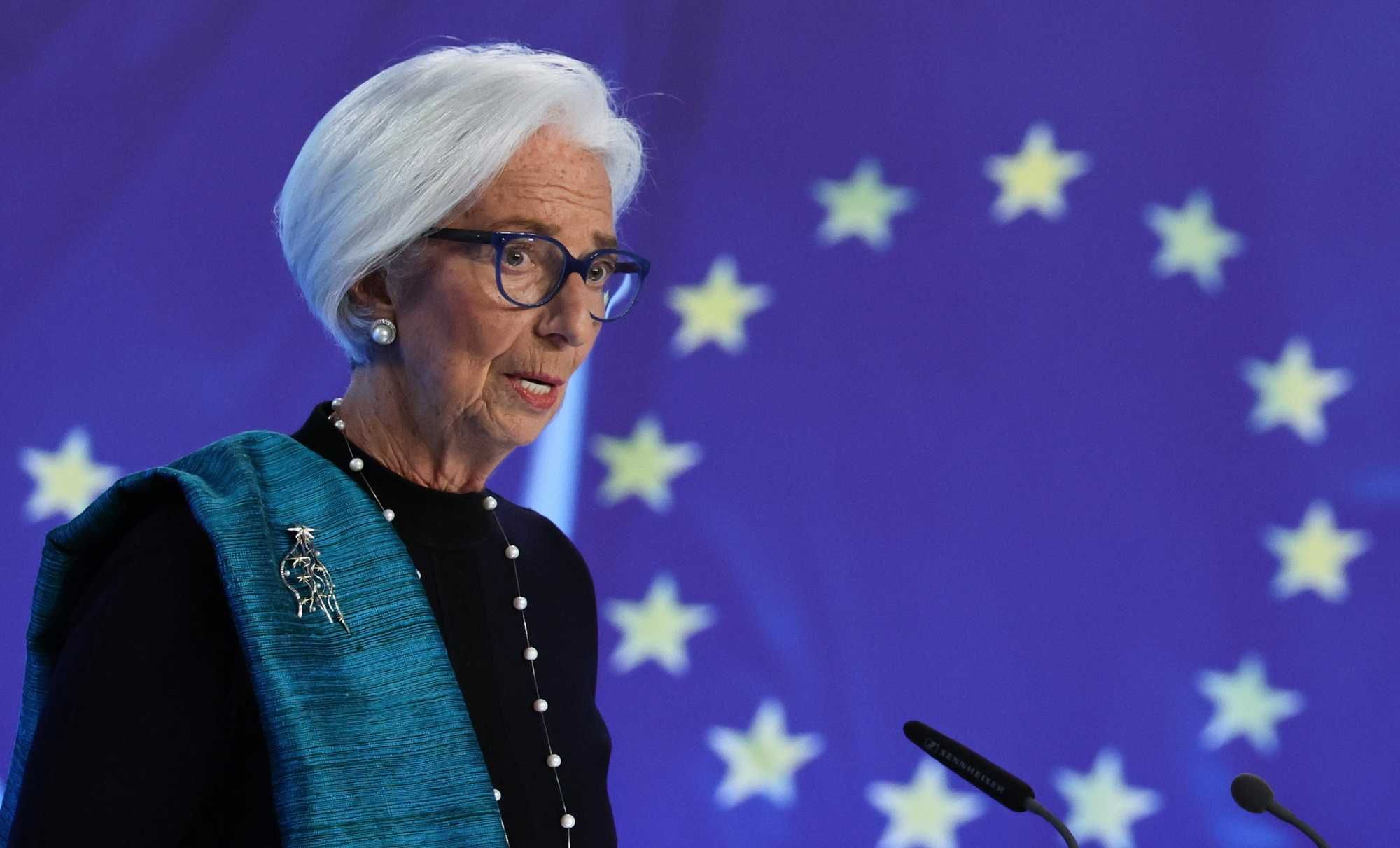 Silenzio sulla maxi-paga alla Lagarde. Così la Bce perde ogni credibilità