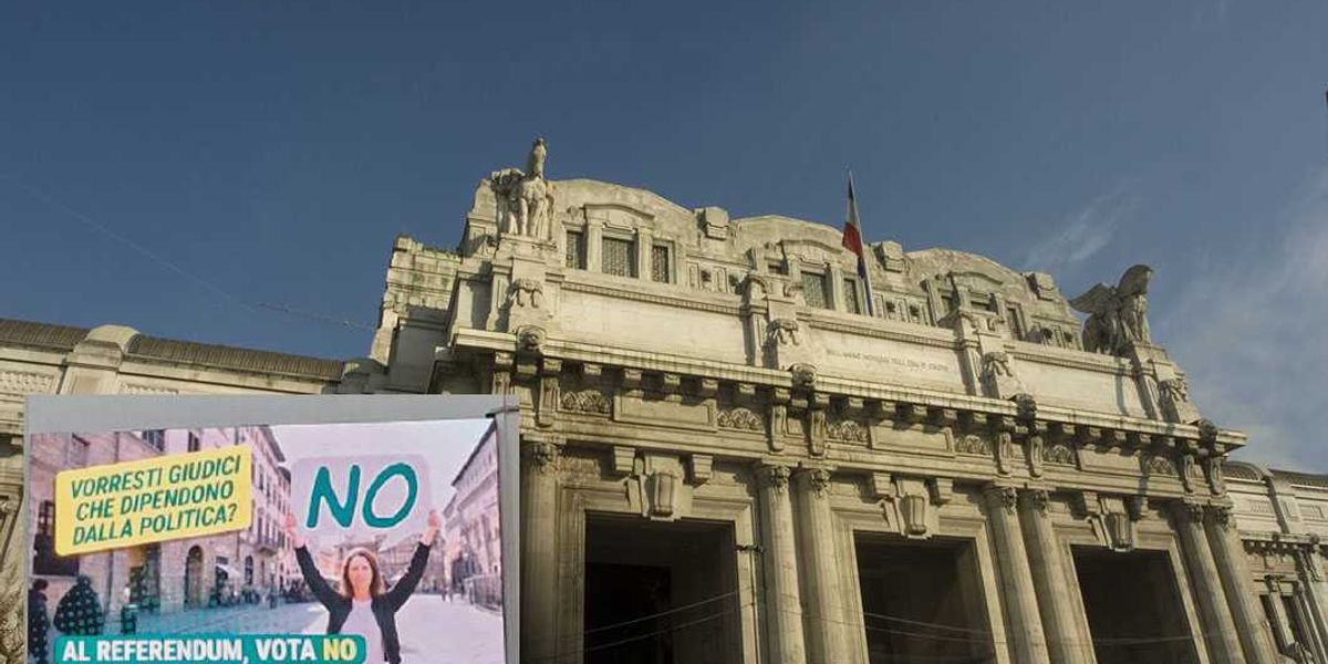 in stazione il carico di balle dell8217anm temi che la politica ci controlli vota no da Laverita.info in stazione il carico di balle dell8217anm temi che la politica ci controlli vota no