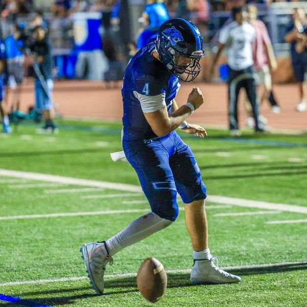 VYPE San Antonio 2025 Football Offensive Player of the Year Fan Poll