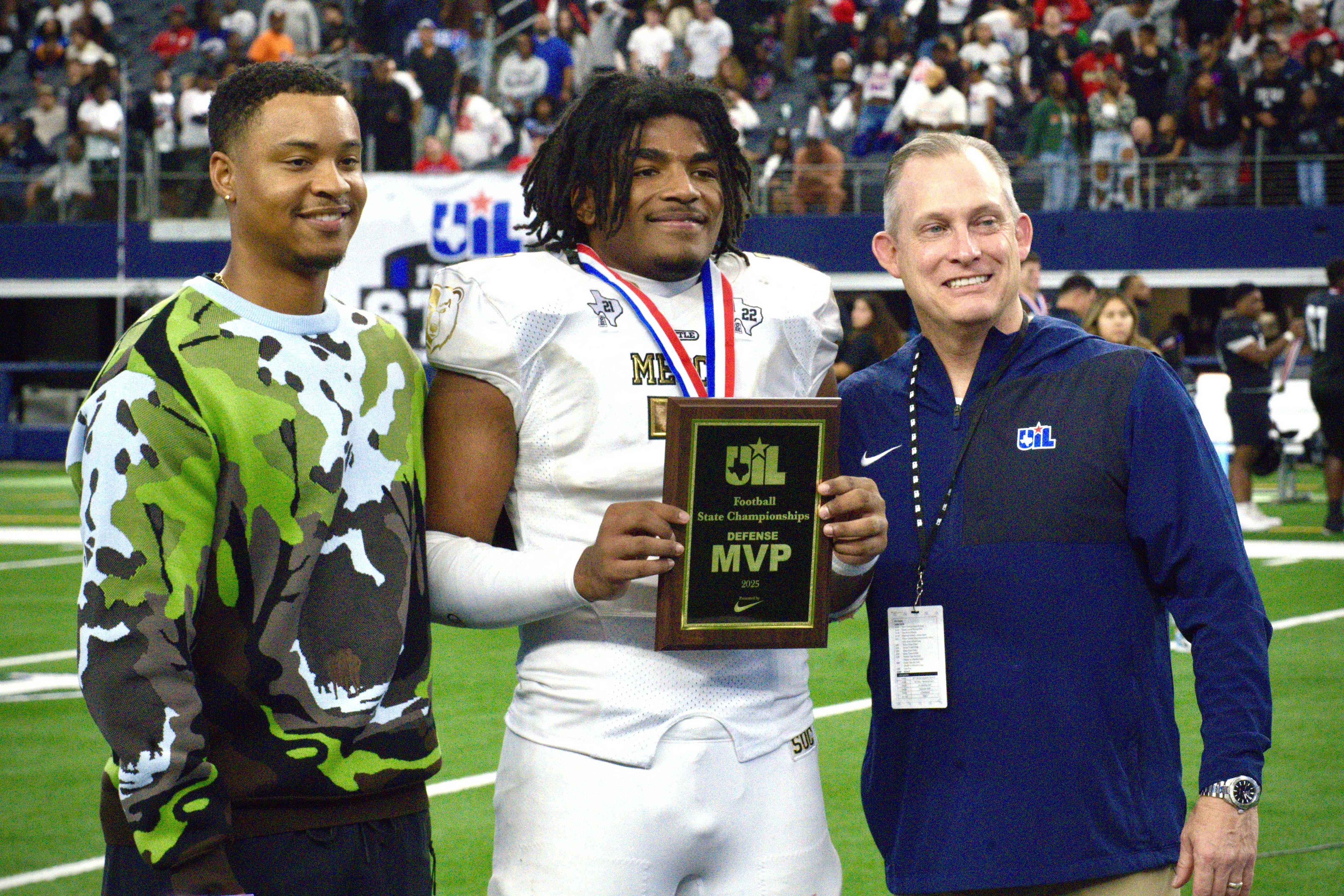 VYPE DFW 2025 Public School Football Defensive Player of the Year Fan Poll