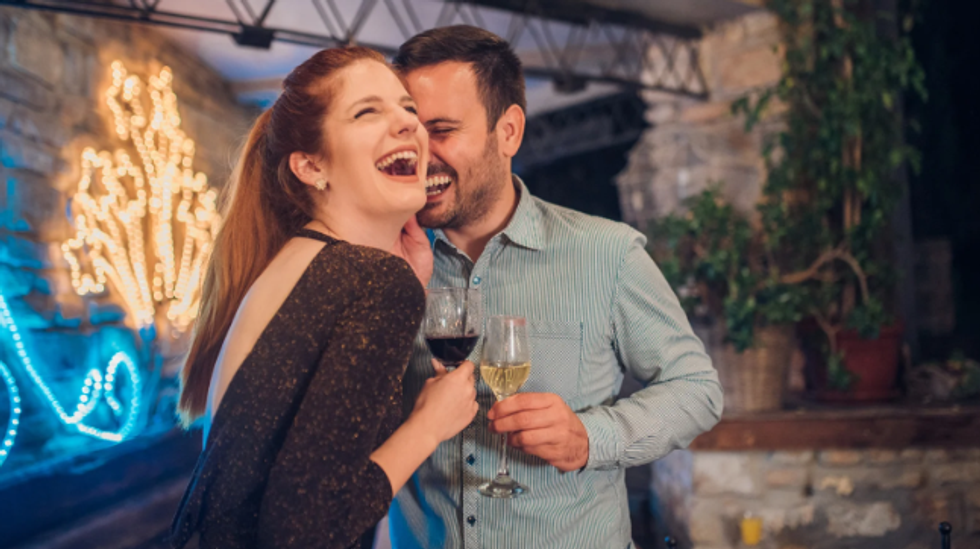 The two ways people who may not be naturally funny can show they have a great sense of humor