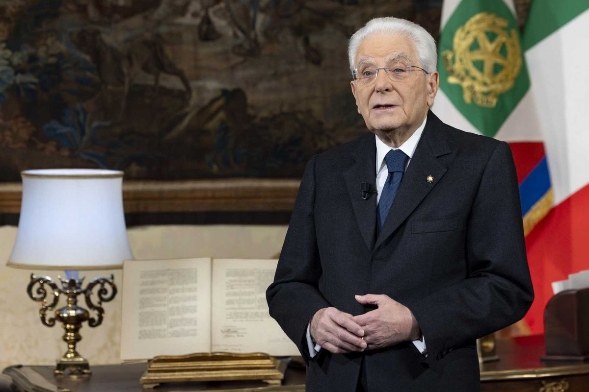 Mattarella scelga: toghe rosse o democrazia