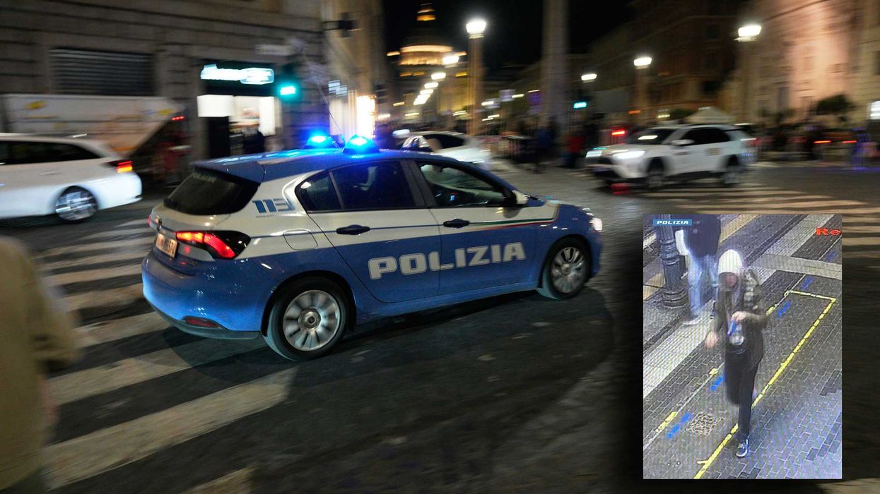 Gli immigrati che accoltellano: capotreno ucciso, agente ferito