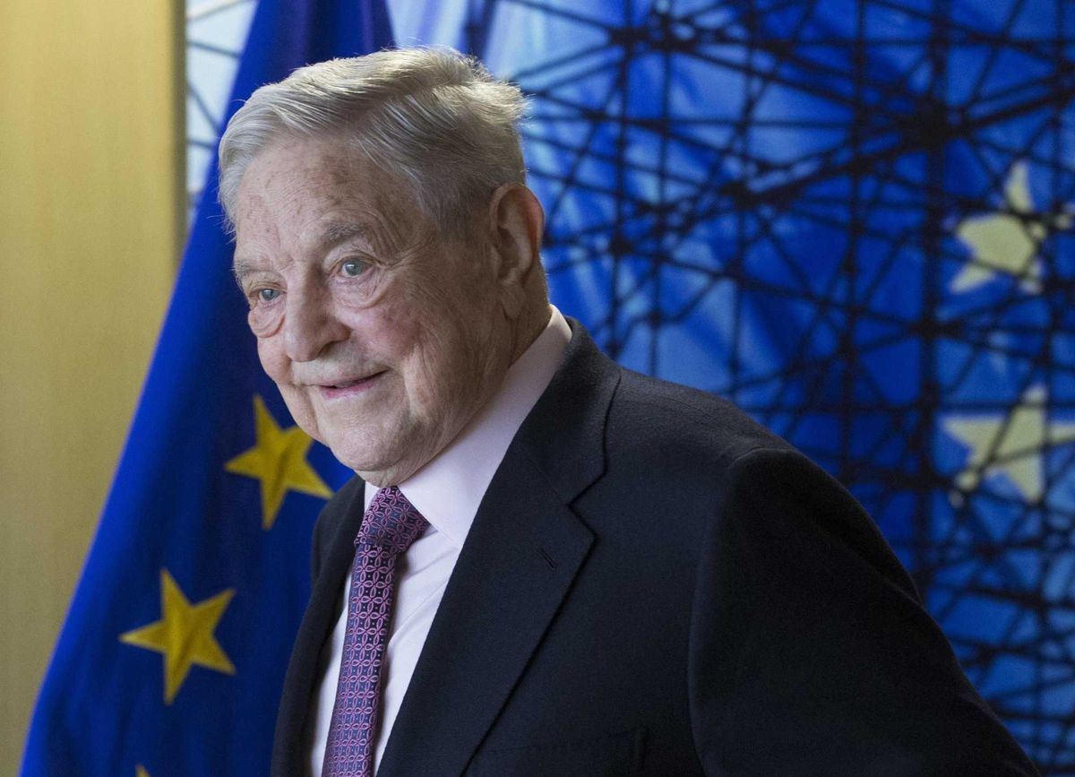 Accusato di finanziare gruppi Antifa. Soros rischia il blocco dei suoi conti