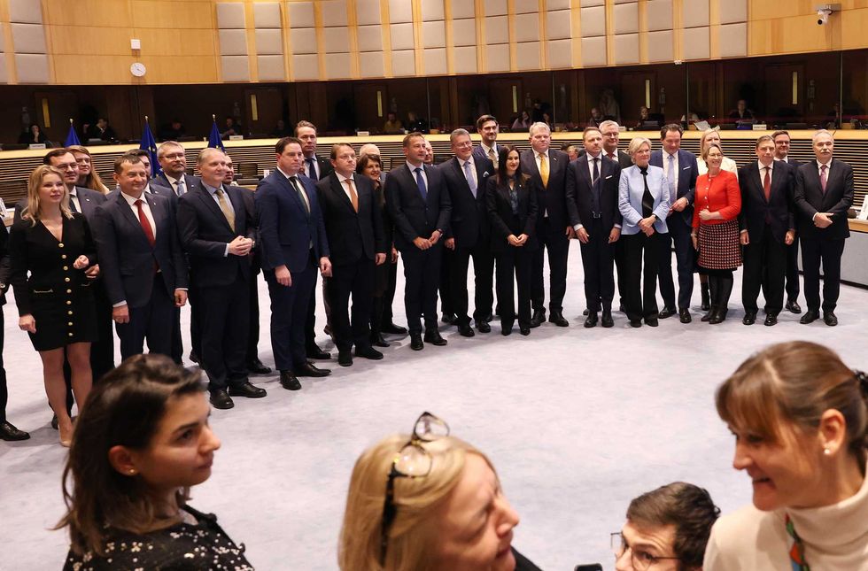 Domani i trattori in piazza a Milano. Torna in bilico il sì al Mercosur