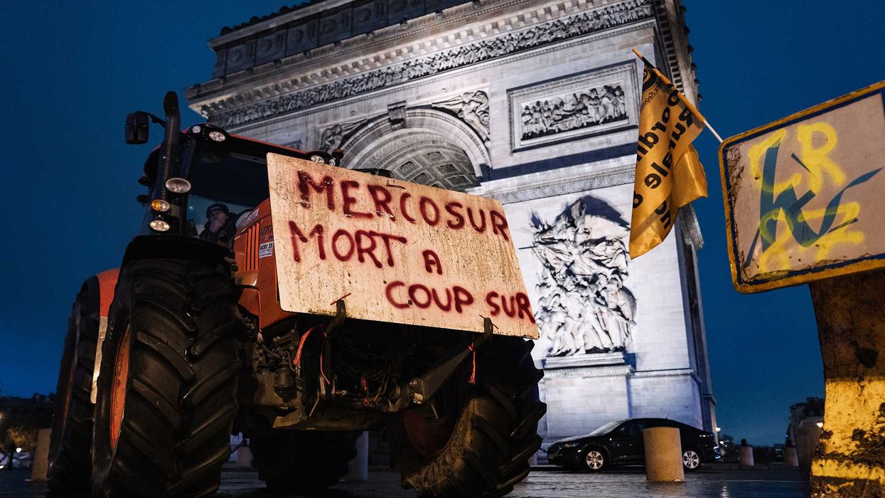 Mercosur, trattori in mezza Europa. Macron voterà «No». L’Italia che fa?