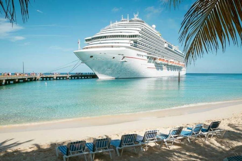 cruise ship, cruise ship port, beach, luxury cruise, cruise ship life