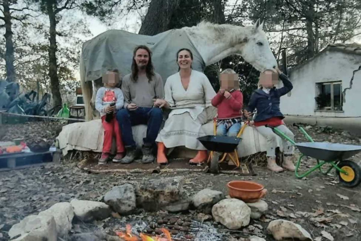 I Trevallion tolti dal bosco per finire allo zoo