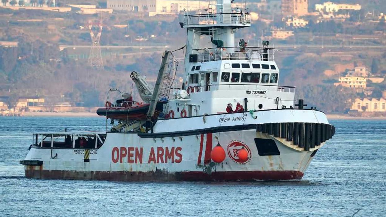 Vogliono tapparci la bocca