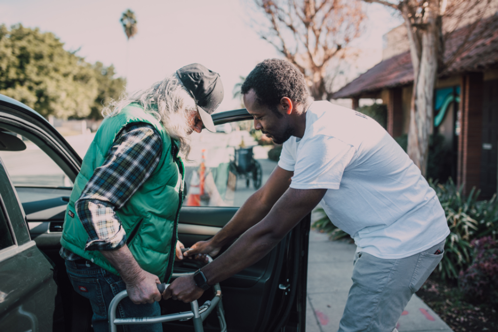 talking to strangers, positive connection, loving-kindness, kindness of strangers, well-being