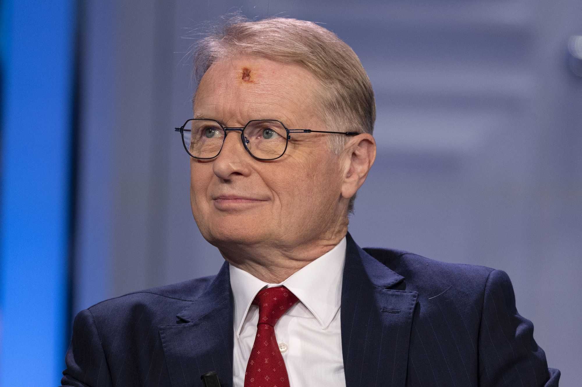 Promosso l’emendamento sull’oro. Lagarde stia alla larga: è del popolo