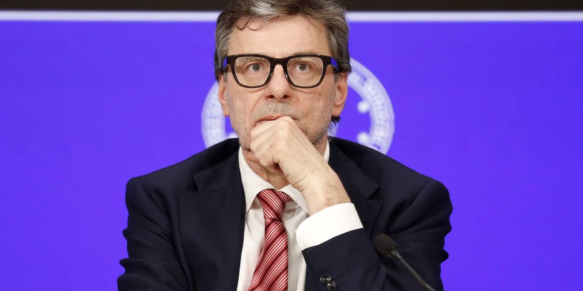 giorgetti a casa chi si deve dimettere 232 l8217opposizione da Laverita.info giorgetti a casa chi si deve dimettere 232 l8217opposizione