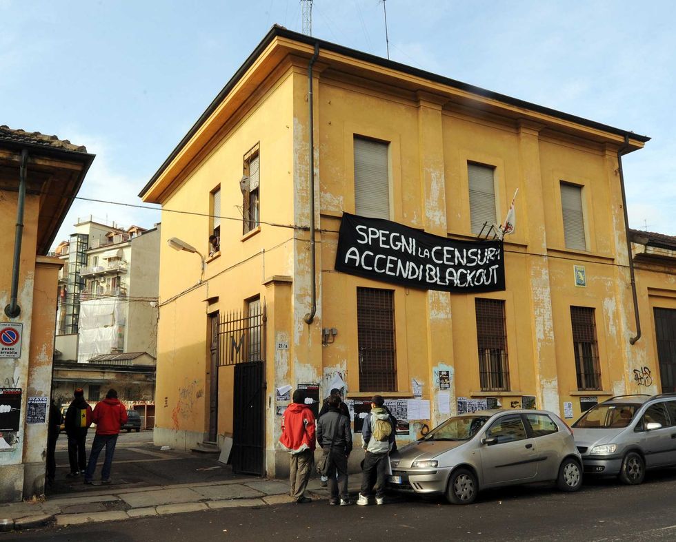 A Torino la radio pro Askatasuna usa spazi pubblici a canone agevolato