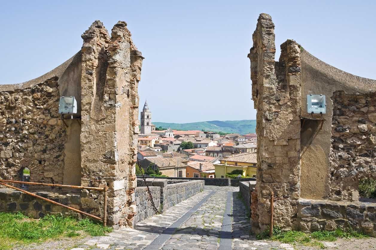 Sulle tracce del «Fantastico medioevo» lucano