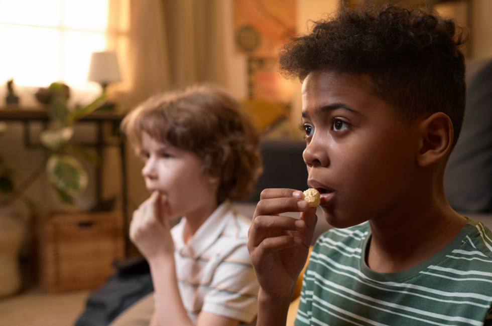 dating, culture, cultural differences, ask reddit, relationships, language barrie, multicultural family, multicultural marriage, marriage