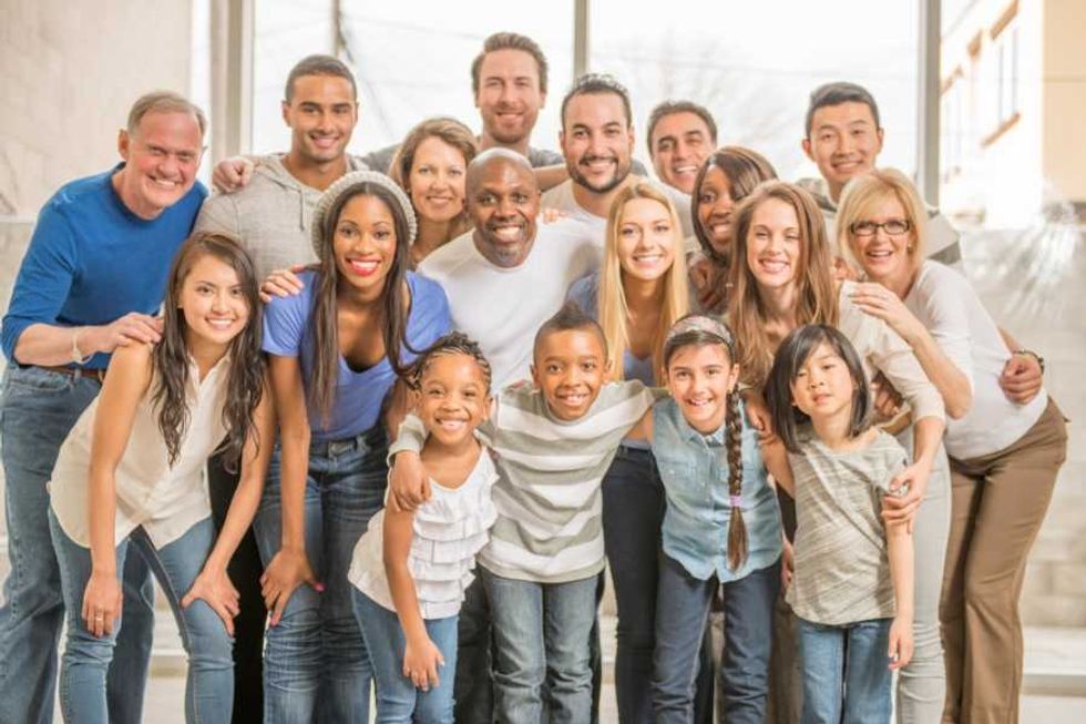 Psychologist shares 6 conversations parents should have with their kids before gatherings