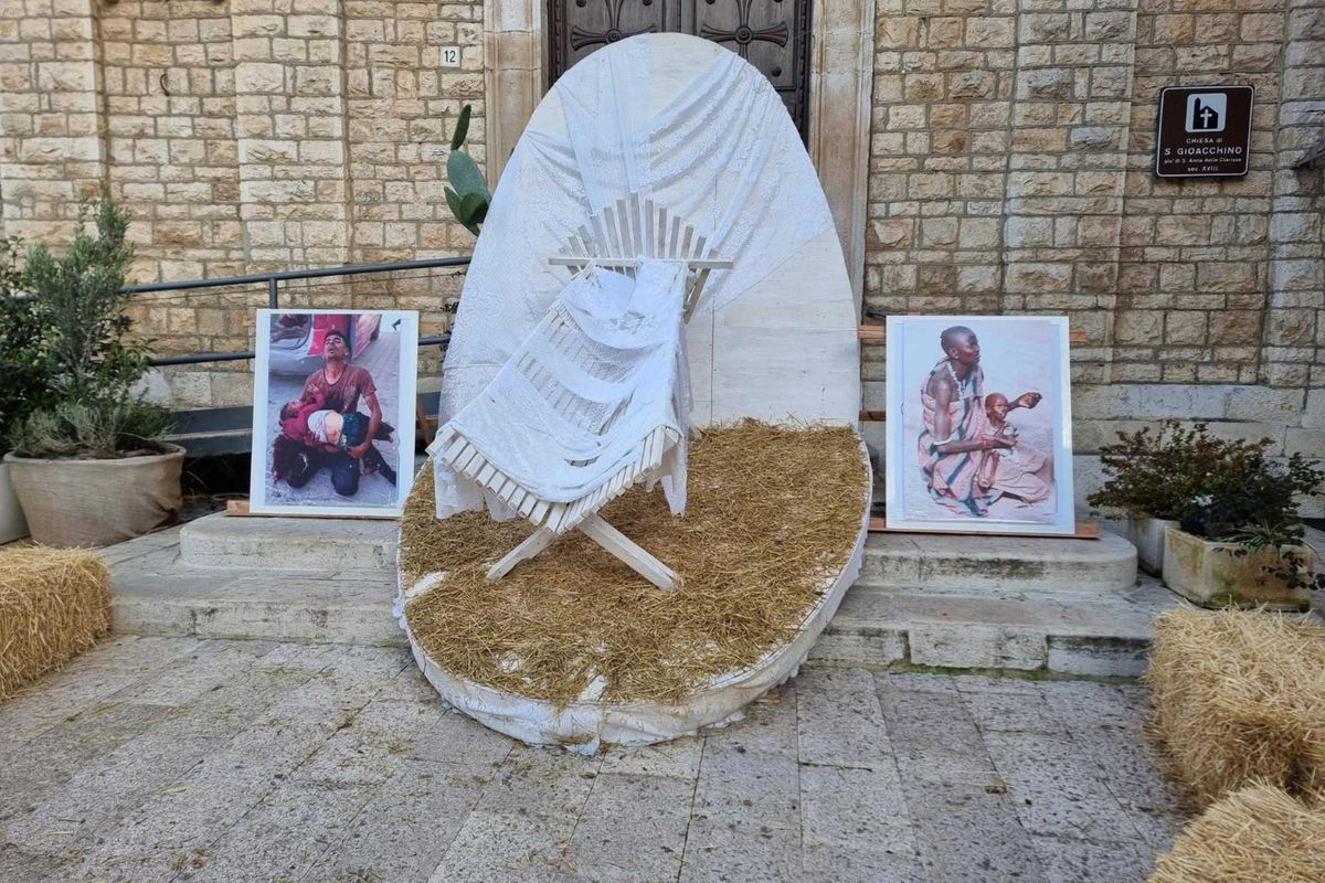 Il prete di Terlizzi fa sparire Gesù e ribalta il messaggio del Vangelo