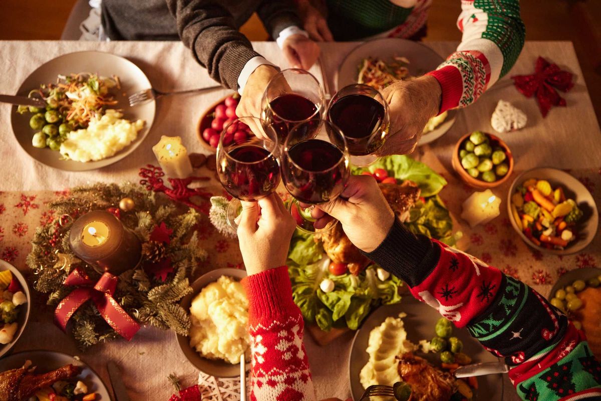 Il cenone di Capodanno in dieci tappe e tre piatti di Cenerentola