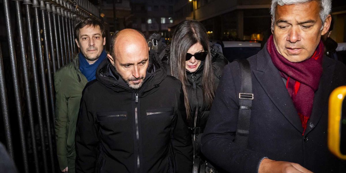 crans montana pericolo di fuga i coniugi moretti vengono finalmente messi agli arresti da Laverita.info crans montana pericolo di fuga i coniugi moretti vengono finalmente messi agli arresti