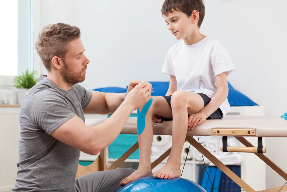 gentle parenting, parenting, parenting tips, mommy blogger, instagram moms, emotional regulation, teaching kids discipline