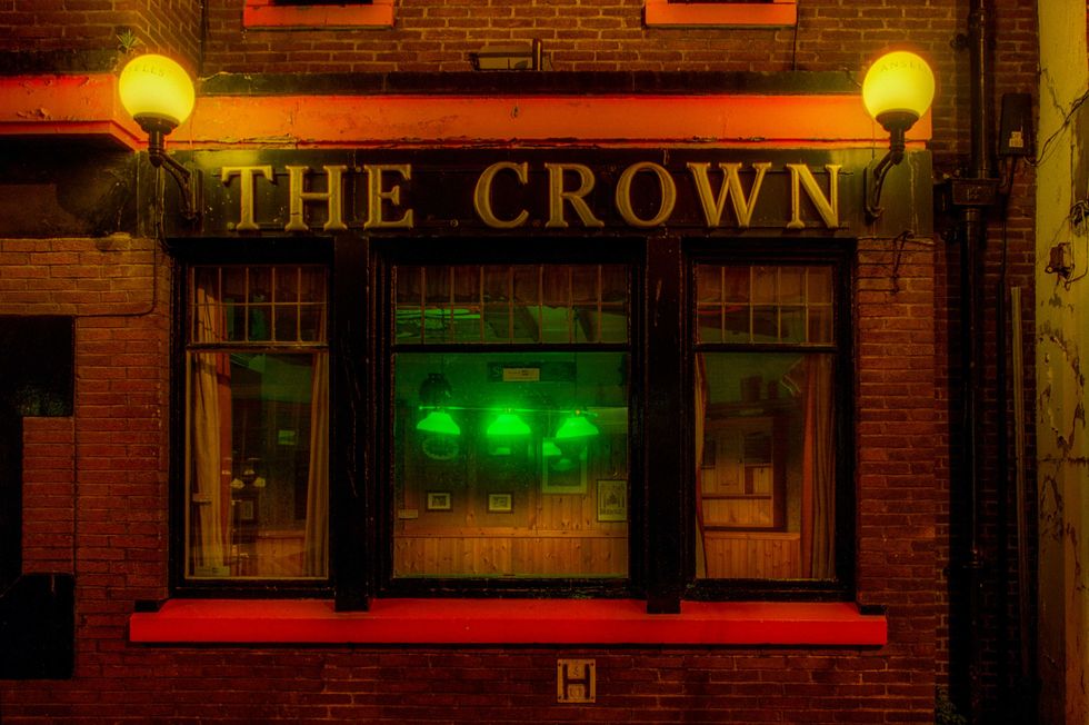 snow, snow day, new york, nyc, new york city, bars, alcohol, millennials, gen z, gen x, generational differences