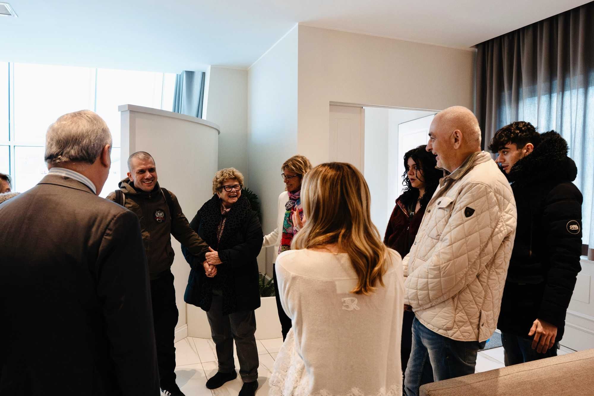 Trentini e Burlò riabbracciano l’Italia. «Caracas campo di concentramento»