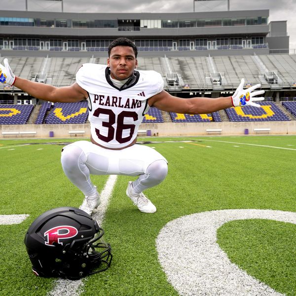 VYPE HOU Public School Football Defensive Player of the Year Fan Poll