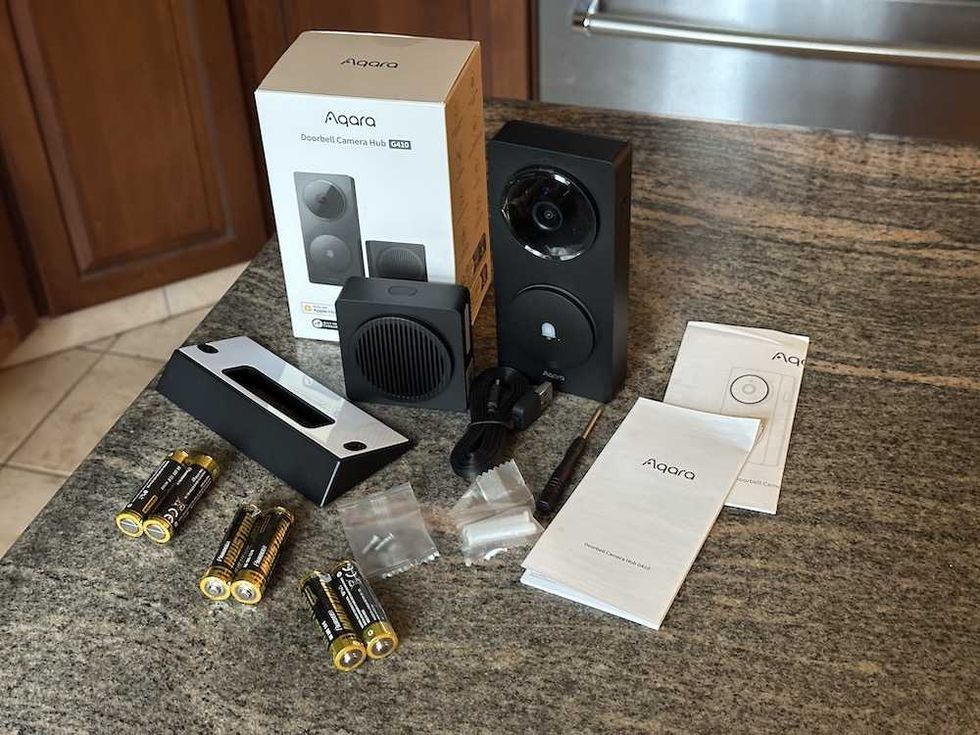 Aqara Doorbell Camera Hub G410 with Chime unboxed