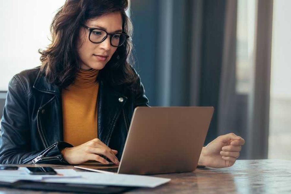 Xennials; Gen X; Millennials; micro generation; in between; hinge position; best of both worlds