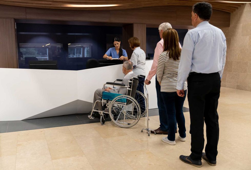 La truffa delle liste d’attesa