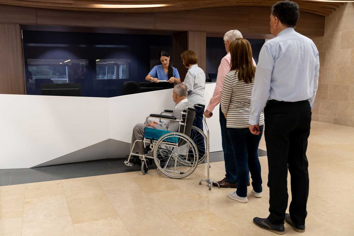 La truffa delle liste d’attesa